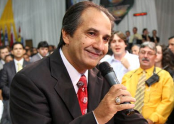 Silas Malafaia inaugura templo de R$ 30 milhões