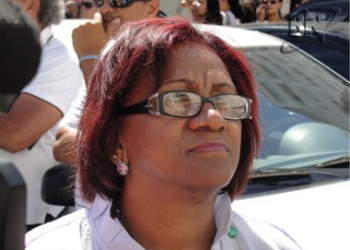 Professores estaduais param por 24h nesta quarta-feira