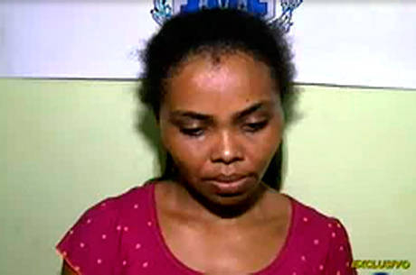 Mulher é presa acusada de mandar irmão matar amante do marido