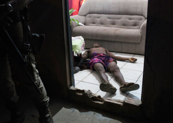 Homem é assassinado com quatro tiros em Serrinha