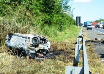 Três pessoas morrem na BR 324 vítimas de um grave acidente
