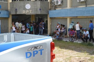 Com alto número de mortes, DPT tumultua e coordenador pede redução de familiares no local