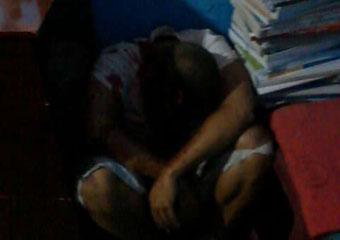 Homem é baleado tenta fugir e é morto dentro de casa