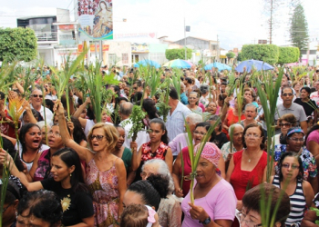 A som de “Hosana ê Hosana á” católicos coiteenses celebram inicio da semana santa