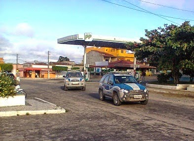 Suspeito de paticipar de assalto a postos de combustível em Várzea da Roça, morre em confronto com a PM