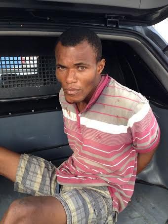 Homem rouba mercado e esfaqueia funcionário