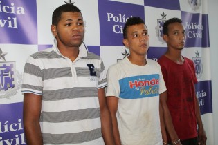 O trio nega participação no crime.