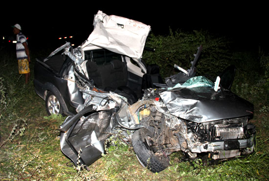 Nordestina I: acidente envolvendo três pessoas de uma mesma família na BA 120 deixa um morto e dois feridos