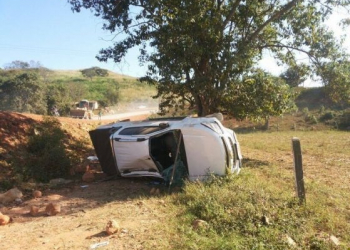 Ex-presidente estadual do PT capota carro em Catolândia