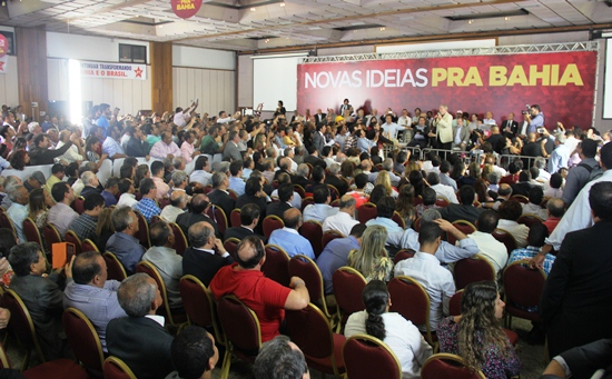 Salvador – “Poucas e boas” no evento do PT com a presença de Lula