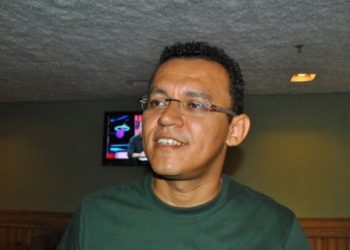 PV confirma apoio a candidatura de Paulo Souto