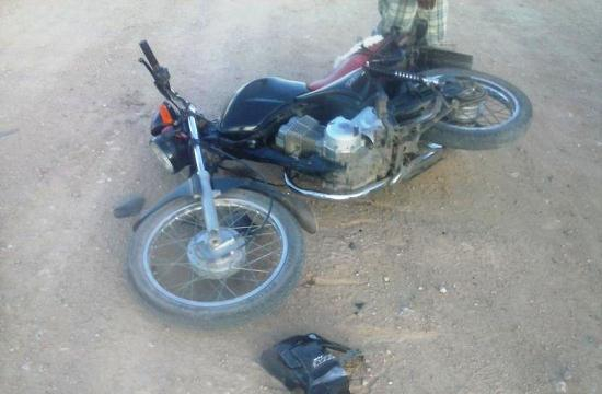 Motociclista fica gravemente ferido depois de colidir com carro de ex-vereador