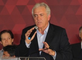 Apontando com uma grande diferença em relação a Geddel, Alencar acha que a pesquisa é irreal.