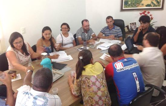 Coité – SPMCC se reúne com prefeito e firma acordo; calendário de paralisações está suspenso