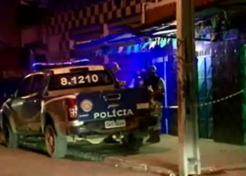 Grávida é morta e mulher fica gravemente ferida dentro de bar
