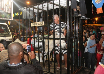 Coité – Jegue Mensaleiro foi tema do Forró Jegue em Aroeira