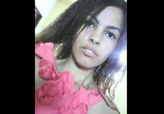 Santaluz – Jovem é executada na frente da mãe, enquanto dormia