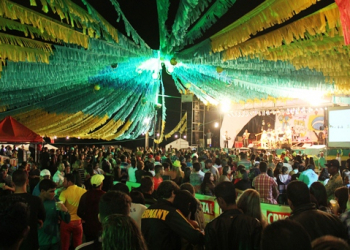 Coité – Juazeirinho recebeu grande público no segundo dia de festa no Roteiro do Forró