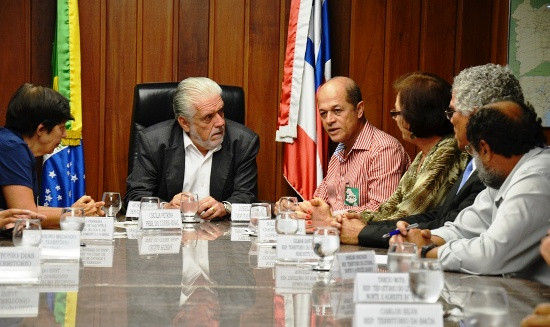 Wagner defende criação da Universidade Federal do Nordeste da Bahia