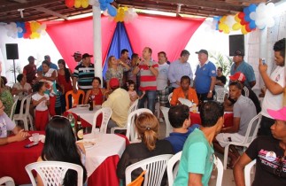 Momento da apresentação de Carletto e Alex em Retirolândia.