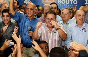 Geddel comemora o dobro das intenções de voto sobre o candidato Otto Alencar