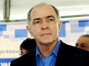 Polêmica: Aleluia diz que pesquisa do Vox Populi é suspeita