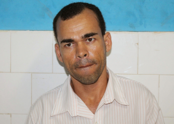 Acusado de matar ex-namorada a golpe de faca se apresenta a Delegacia em Serrinha   