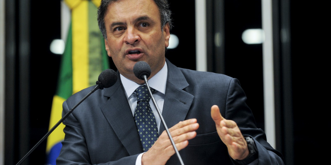 Aécio Neves defende redução da maioridade penal para crimes hediondos