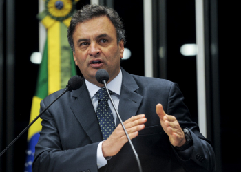 Aécio Neves defende redução da maioridade penal para crimes hediondos