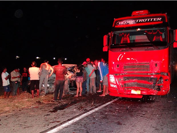 carreta do acidente com filho de dida