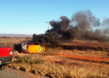 Carro forte é incendiado por quadrilha na região de Irecê