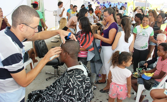 Ciranda da Cidadania atende centenas de pessoas em Aroeira Distrito de Conceição do Coité