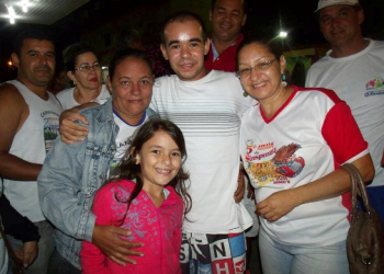 Queimadas: familiares e amigos fazem festa para receber jovem 48 dias depois de sofrer grave acidente na Argentina