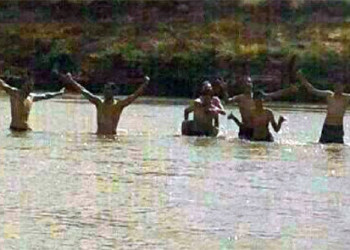 Corpos dos seis jovens de Ipupiara mortos no Rio São Francisco são sepultados