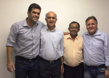 Prefeito do PR de Queimadas declara apoio à chapa da oposição