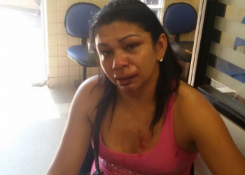 Mulher é agredida dentro de salão pelo ex-marido
