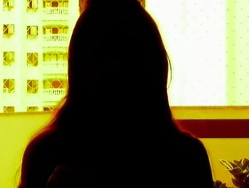 Mulher é estuprada em praça pública na Bahia