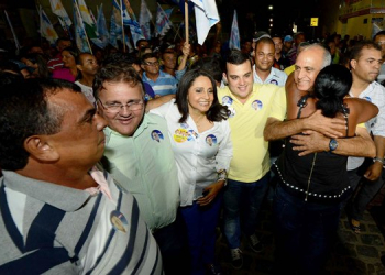 Paulo Souto disse em Araci que vai concluir obra que Wagner abandonou