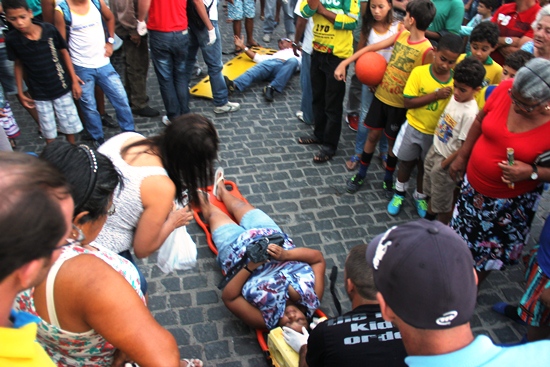ACIDENTE NA PRAÇA DO FÓRUM