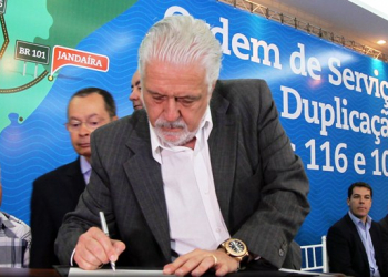 Governador autoriza duplicação de duas rodovias federais que passam pela Bahia 