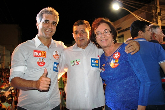 Neusa Cadore diz não ter dúvida da vitória de Rui durante comício em Ipirá