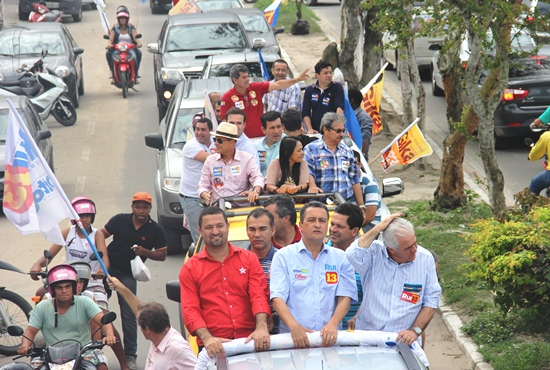 Vice prefeito de Serrinha e candidato a depuatado Gika acompanha Caravana do 13 na Região Sisaleira