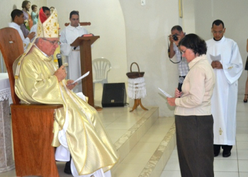Bispo Diocesano celebra Profissão Perpétua de Ir. Maria das Graças Carneiro, em Salgadália