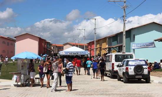 Coité: quase 500 famílias festejam o recebimento de novas moradias