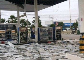 Feira de Santana: posto de combustível fica parcialmente destruído após explosão