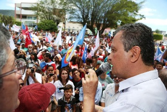 Rui conclui maratona no interior pedindo apoio para uma Bahia melhor