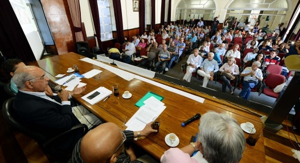 Paulo Souto pretende encontrar forma de pagar URV