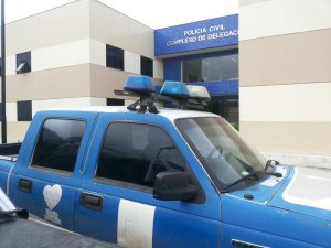 Policiais civis ameaçam entrar em greve