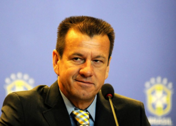 Dunga convoca seleção para jogos contra Argentina e Japão