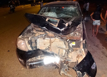 Dois irmãos morrem após colisão entre moto e carro